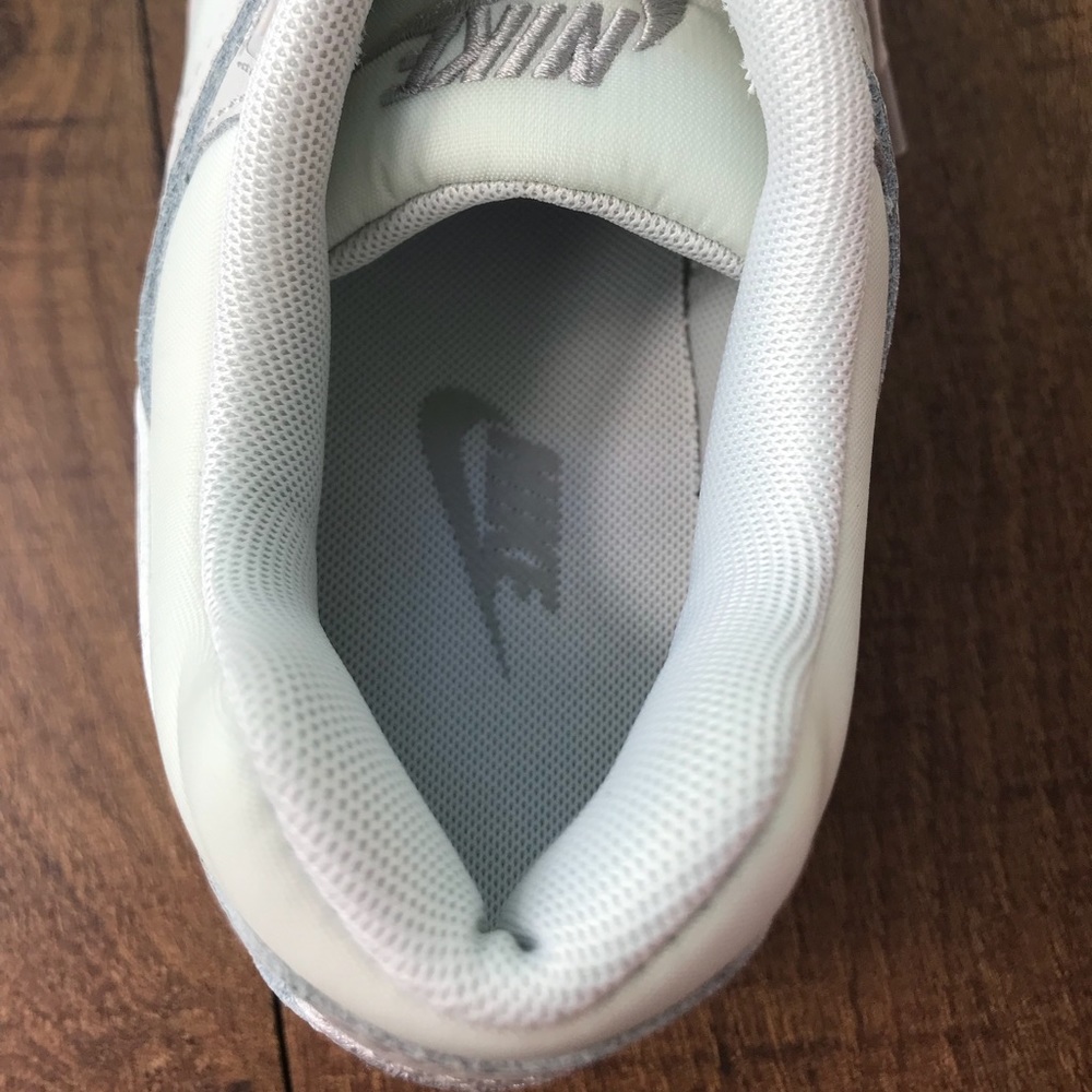NWT Nike Air Max Command Light Bone WMNS AUTHENTIC - Picture 7 of 8